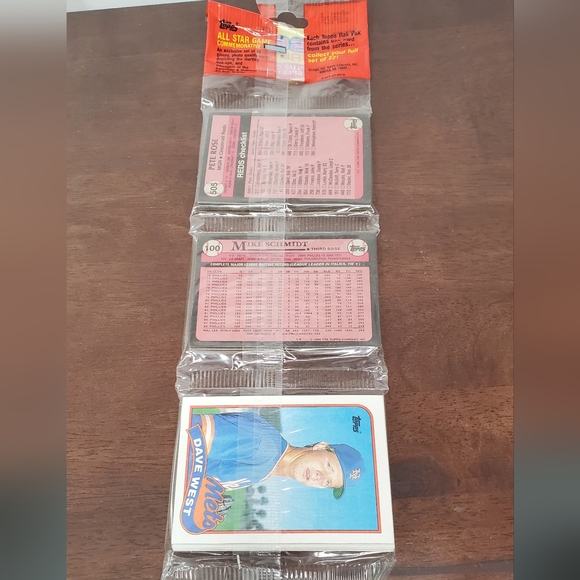 1988 Topps Baseball Cards, Unopened, 43 Cards - Picture 4 of 6